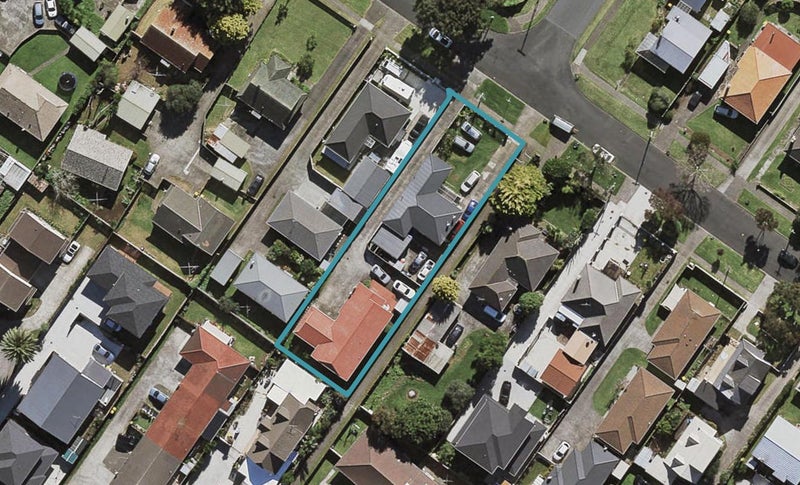 2/21 Avis Avenue, Papatoetoe, Auckland - Carousel 1