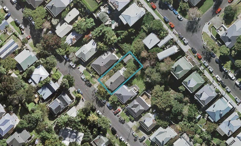 13 Alexander Street, Kingsland, Auckland - Carousel 1