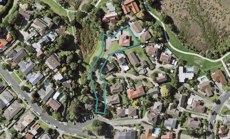 26 Rapallo Place, Farm Cove, Auckland - Carousel 1