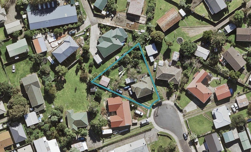 10 Derrett Place, Mangere Bridge, Auckland - Carousel 1