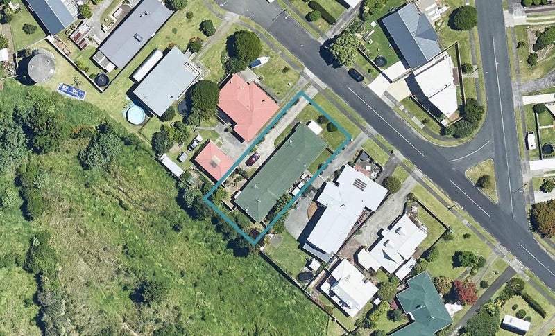 58 The Drive, Brookfield, Tauranga - Carousel 1