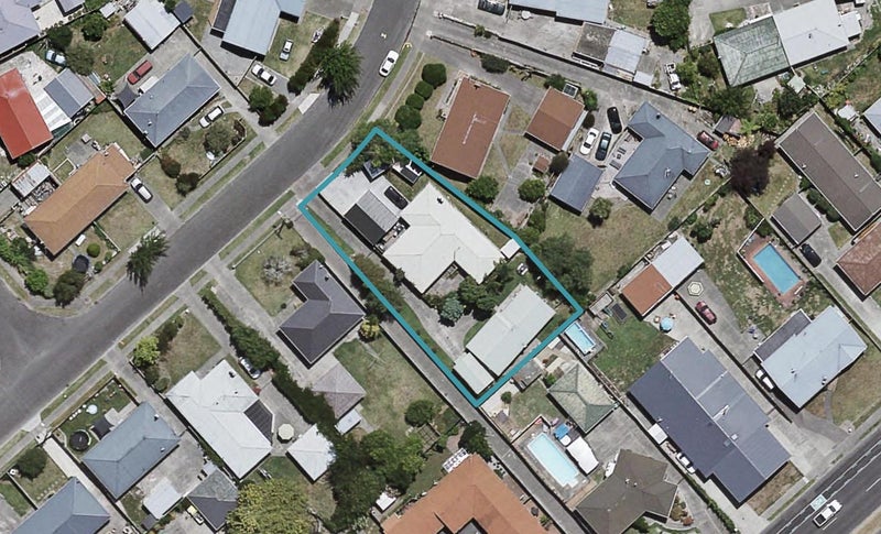 27 Merton Crescent, Pirimai, Napier - Carousel 1
