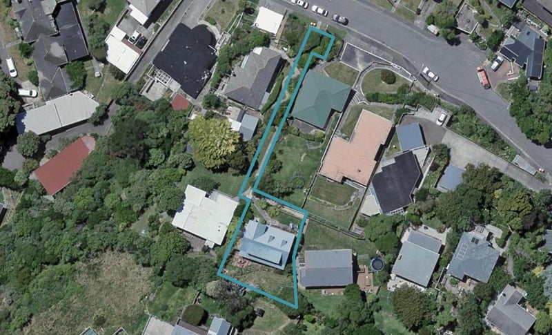24A Ashleigh Crescent, Miramar, Wellington - Carousel 1
