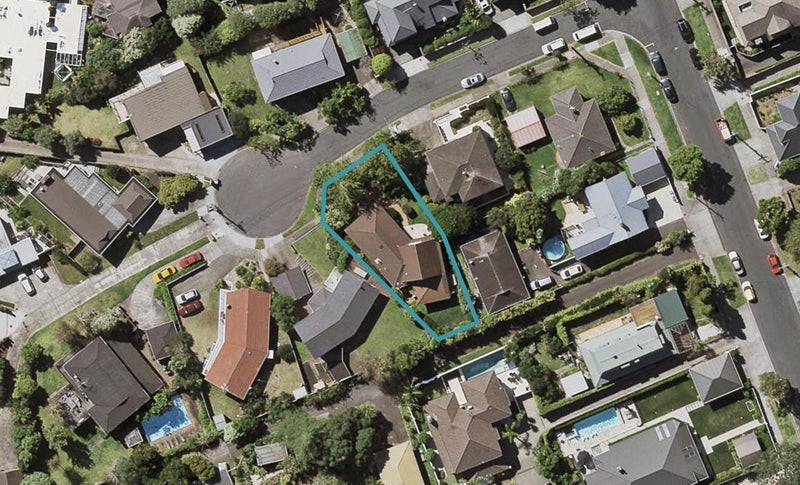 4 Dover Place, Remuera, Auckland - Carousel 1