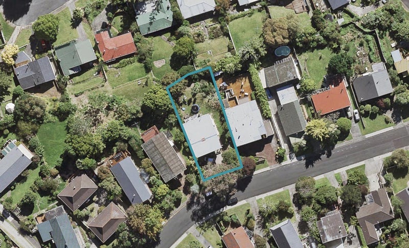 25 Mountbatten Avenue, Hillcrest, Auckland - Carousel 1