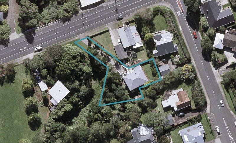 77 Brois Street, Frankleigh Park, New Plymouth - Carousel 1