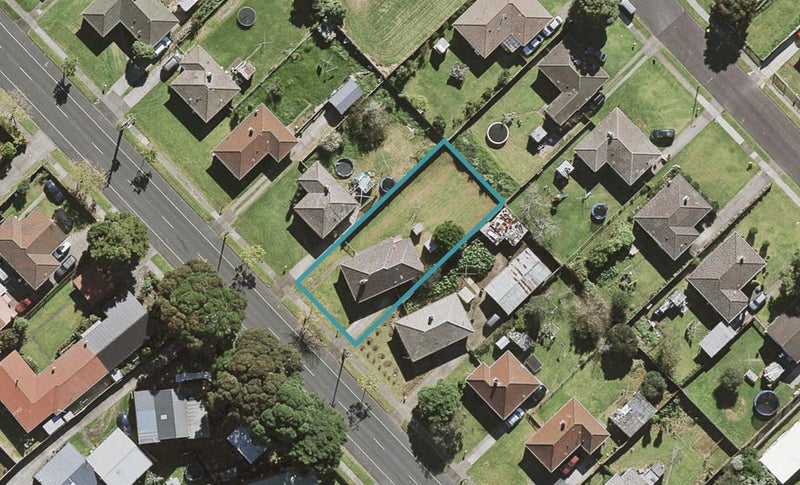 43 Henwood Road, Māngere East, Auckland - Carousel 1