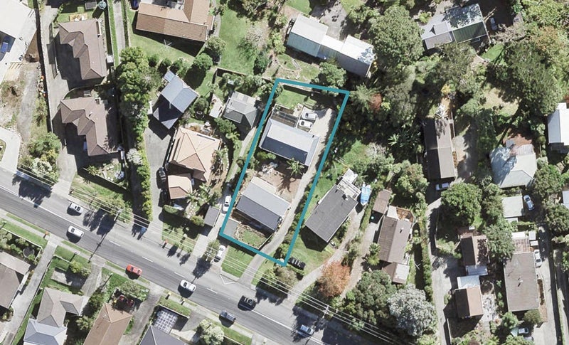 2/111 Carlisle Road, Torbay, Auckland - Carousel 1
