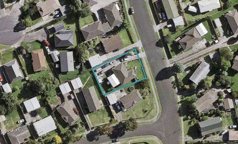 28 Limond Street, Randwick Park, Auckland - Carousel 1