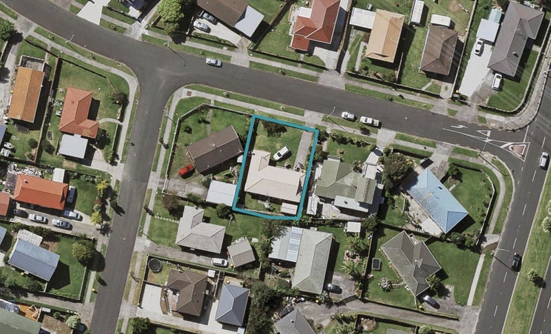 8 Belinda Avenue, Flat Bush, Auckland - Carousel 1