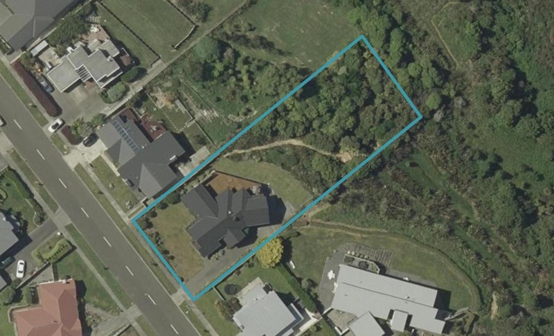 64 Cashmere Drive, Fitzherbert, Palmerston North - Carousel 1
