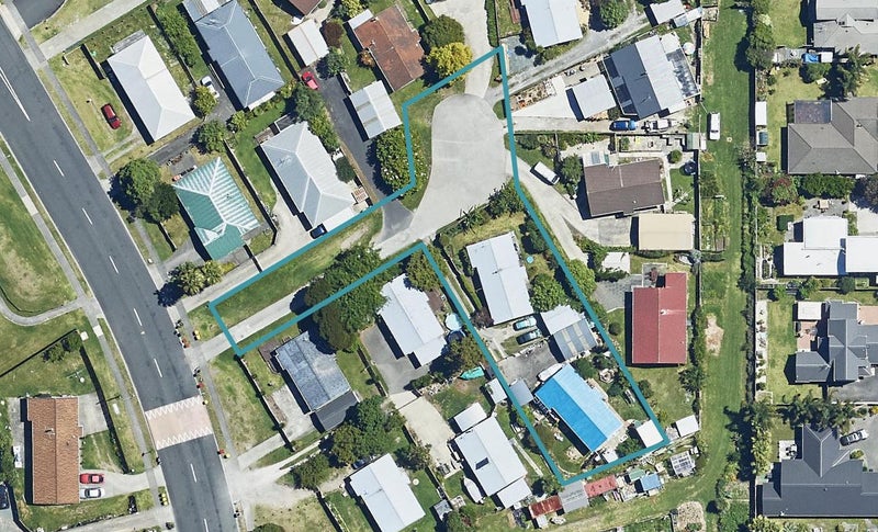 49 Hartford Avenue, Papamoa Beach, Papamoa - Carousel 1