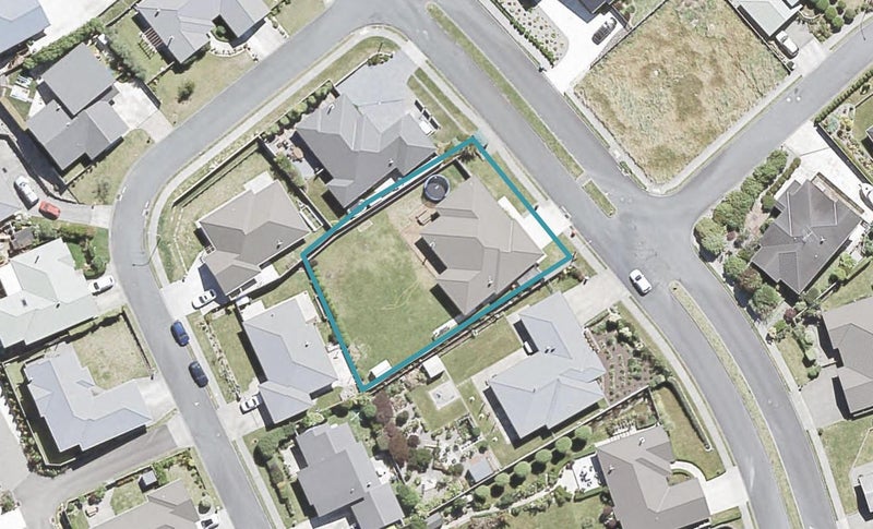 112 Kirton Drive, Riverstone Terraces, Upper Hutt - Carousel 1