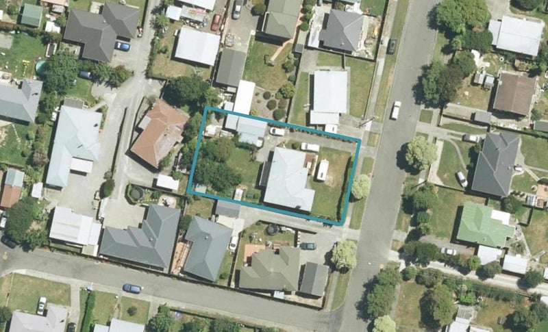2 Holdaway Street, Riversdale, Blenheim - Carousel 1