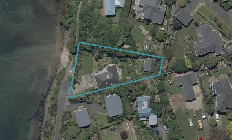 4 Sandpiper Street, Broad Bay, Dunedin - Carousel 1