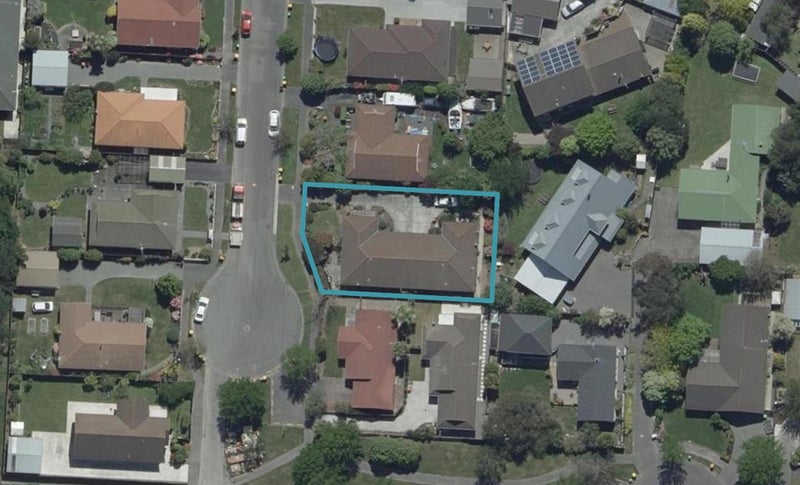 2/36 Solomon Avenue, Redwood, Christchurch - Carousel 1