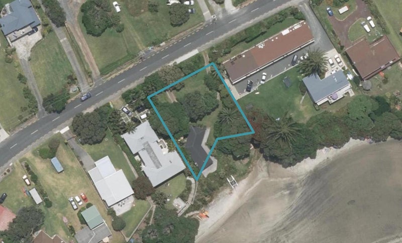 70 Wintle Street, Mangawhai Heads, Mangawhai - Carousel 1