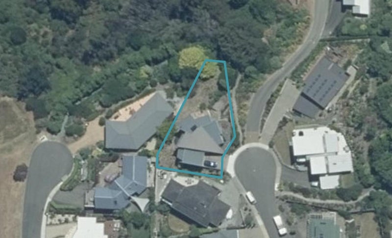 23 Commodore Place, Britannia Heights, Nelson - Carousel 1