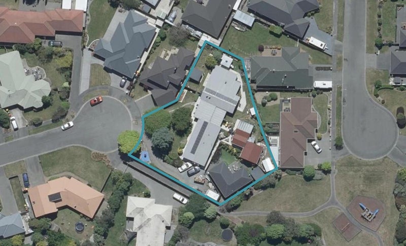 10 Ferngrove Place, Parklands, Christchurch - Carousel 1