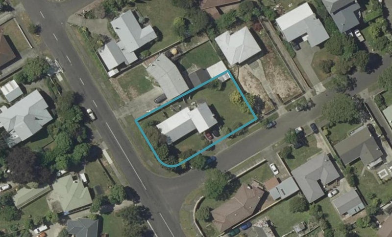 1 Snowdon Avenue, Terrace End, Palmerston North - Carousel 1
