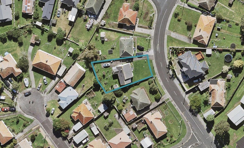 13 Potter Avenue, Wesley, Auckland - Carousel 1