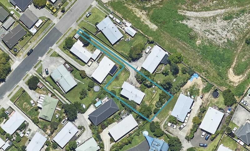 16 Ila Place, Hairini, Tauranga - Carousel 1