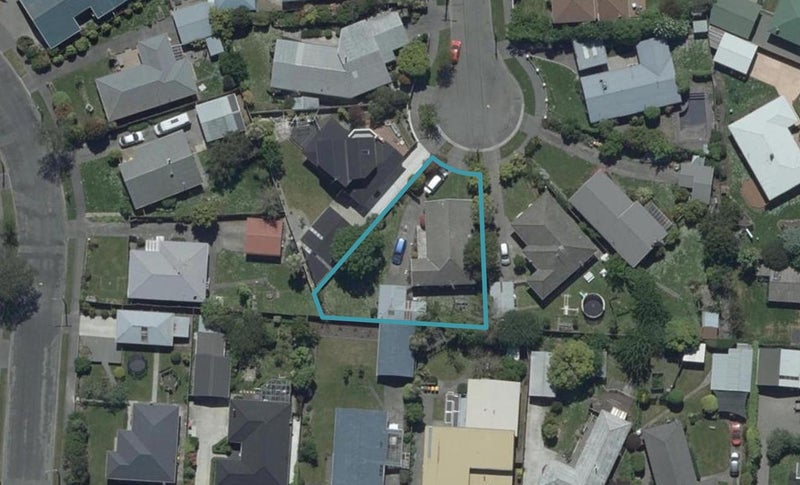 10 Shirldale Place, Avonhead, Christchurch - Carousel 1