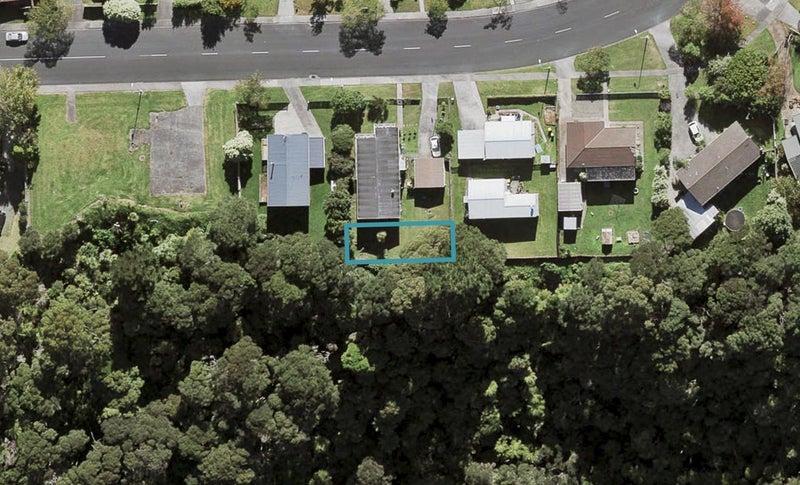 23D West Harbour Drive, West Harbour, Auckland - Carousel 1