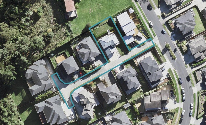 9 Namsan Close, Fairview Heights, Auckland - Carousel 1
