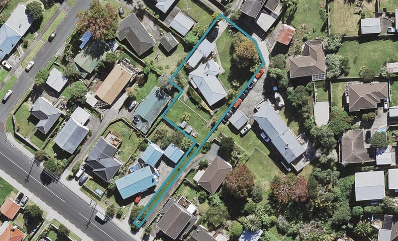 5A Emirau Place, Glenfield, Auckland - Carousel 1