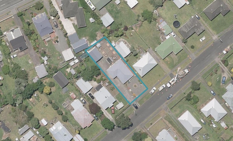 9 Hinemoa Street, Whanganui East, Whanganui - Carousel 1