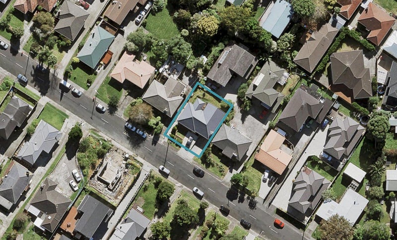 17 Littlejohn Street, Hillsborough, Auckland - Carousel 1