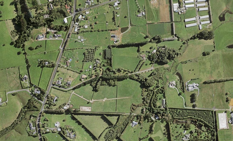 49 Norfolk King Drive, Pukekohe - Carousel 1