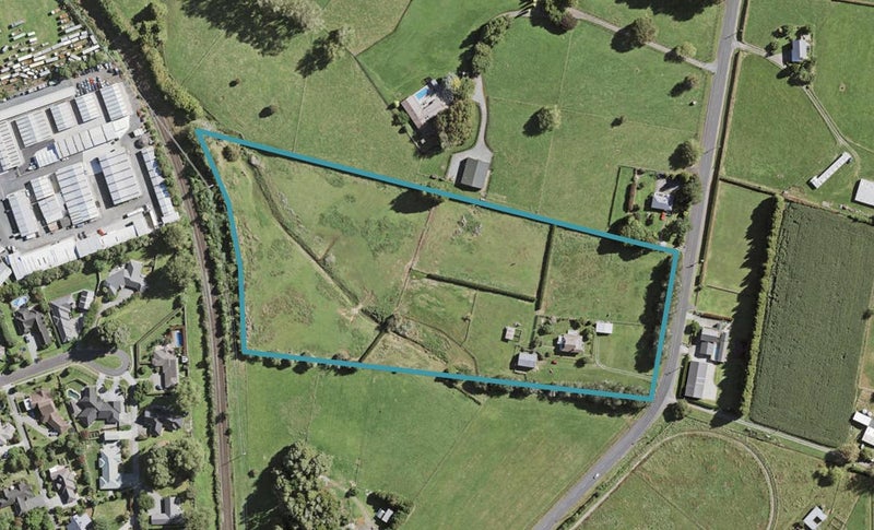 51 Logan Road, Buckland, Pukekohe - Carousel 1