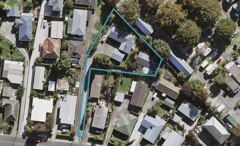 1/20 Tonar Street, Northcote, Auckland - Carousel 1