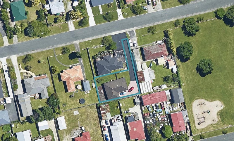 13A Cochrane Street, Fairy Springs, Rotorua - Carousel 1