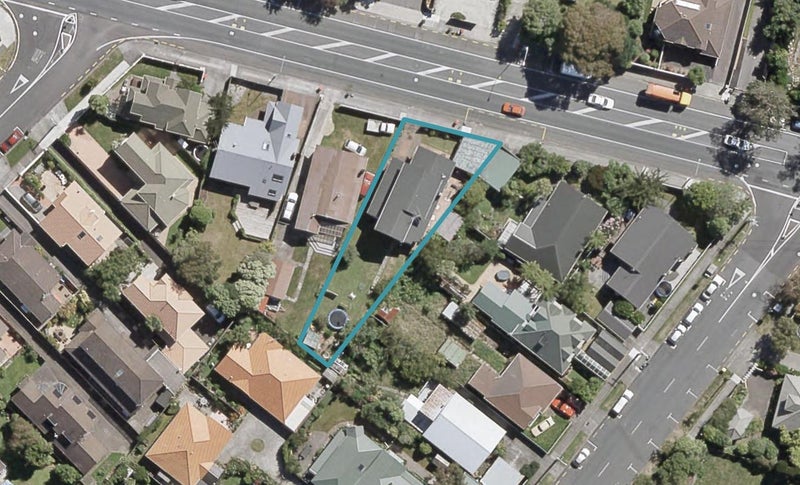 112 Knights Road, Hutt Central, Lower Hutt - Carousel 1