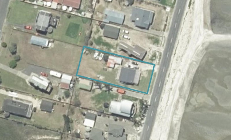 891 East Coast Road, KAIAUA, MIRANDA - Carousel 1