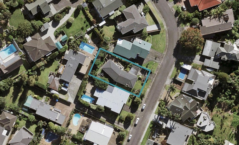 39 McBreen Avenue, Northcote, Auckland - Carousel 1