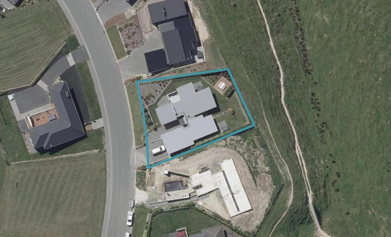 8 Rock Hill Drive, Kennedys Bush, Christchurch - Carousel 1