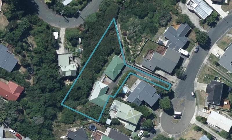 24 Lagden Street, Camborne, Porirua - Carousel 1