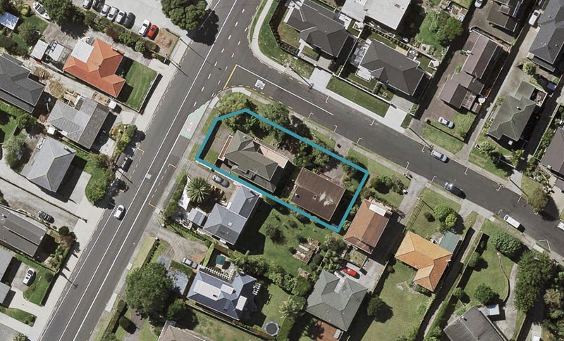 2/44 Belmont Terrace, Milford, Auckland - Carousel 1