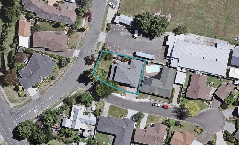 1 Matthews Place, Taradale, Napier - Carousel 1