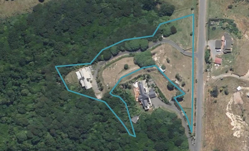 43 The Track, Plimmerton, Porirua - Carousel 1