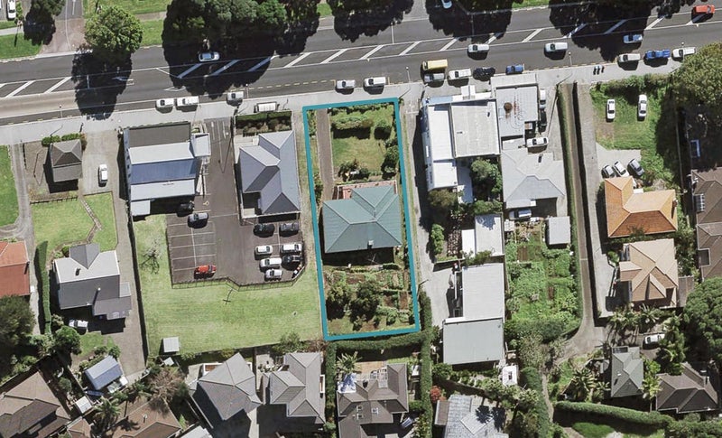 517 Mount Albert Road, Three Kings, Auckland - Carousel 1