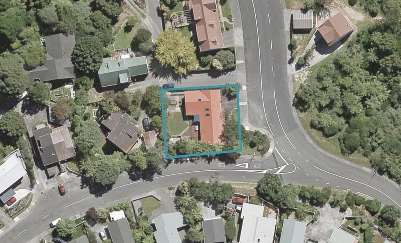 1 Viewmont Drive, Harbour View, Lower Hutt - Carousel 1