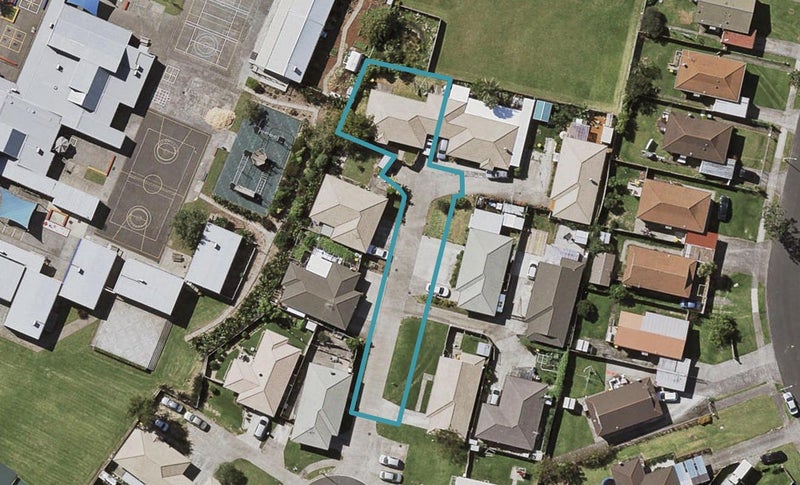 24 Serenity Place, Otara, Auckland - Carousel 1