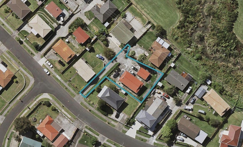 19 Belinda Avenue, Flat Bush, Auckland - Carousel 1