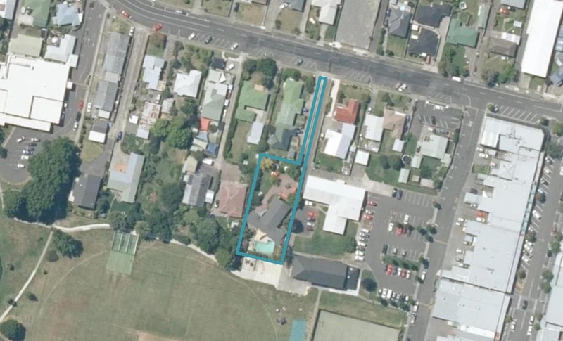 12 White Street, Taradale, Napier - Carousel 1