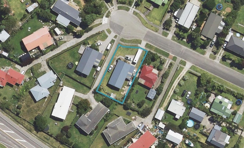 12 Edelsten Place, Tamarau, Gisborne - Carousel 1